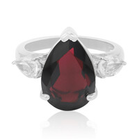 Anello in argento con Granato d’India