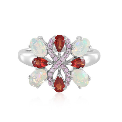 Anello in argento con Opale di Welo