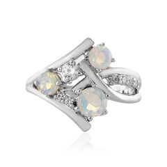 Anello in argento con Opale di Welo