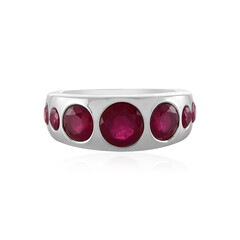 Anello in argento con Rubino del Madagascar