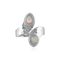 Anello in argento con Opale di Welo