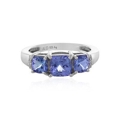 Anello in argento con Tanzanite