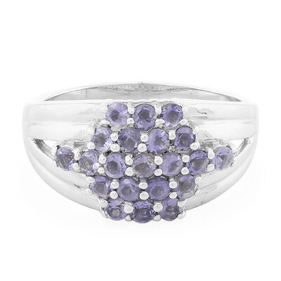 Anello in argento con Iolite del Madagascar
