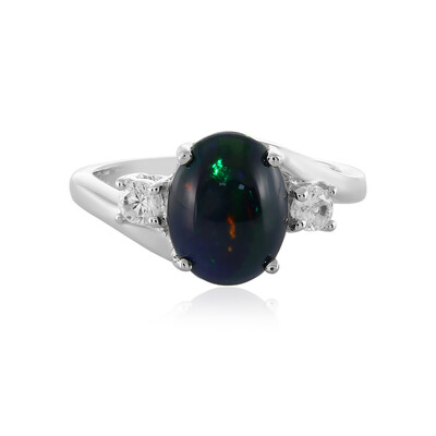 Anello in argento con Opale Mezezo