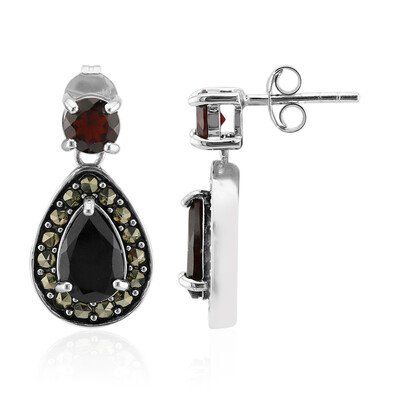 Orecchini in argento con Granato