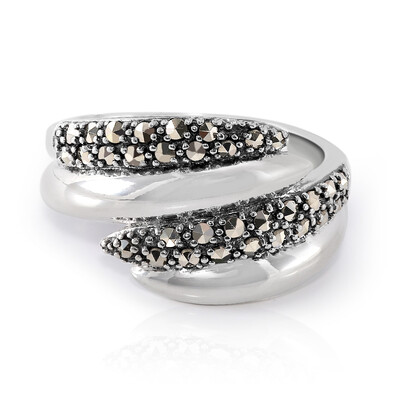 Anello in argento con Marcassite