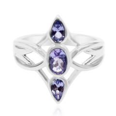 Anello in argento con Tanzanite