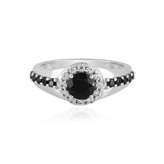 Anello in argento con Spinello Nero