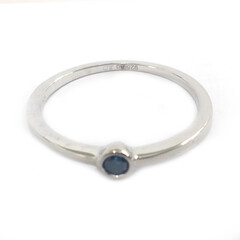 Anello in argento con Diamante Blu