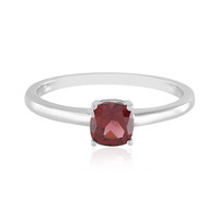 Anello in argento con Granato Mozambico