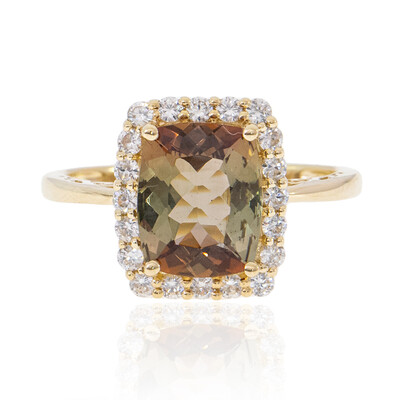 Anello in oro con Andalusite
