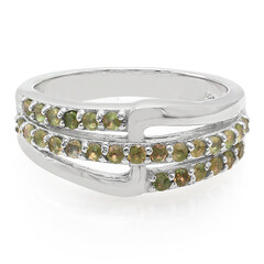 Anello in argento con Alessandrite
