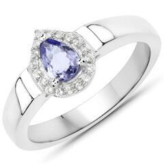 Anello in argento con Tanzanite