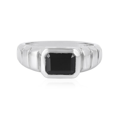 Anello in argento con Spinello Nero