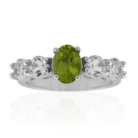 Anello in argento con Peridoto della Birmania