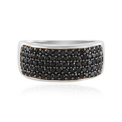 Anello in argento con Spinello Nero