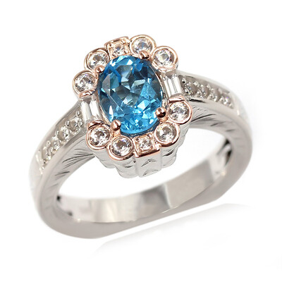 Anello in argento con Topazio Blu Svizzero (Dallas Prince Designs)