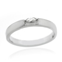 Anello in argento con Zircone