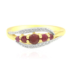 Anello in argento con Rubino