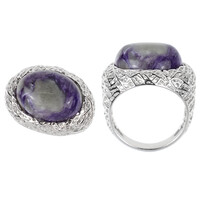 Anello in argento con Charoite