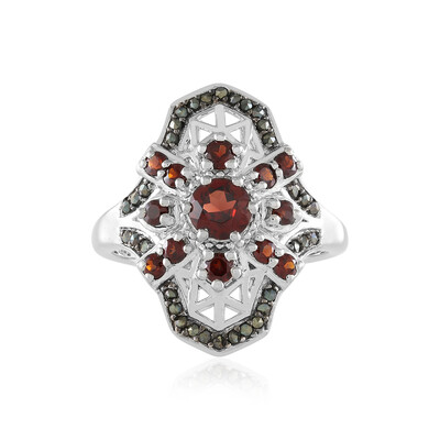 Anello in argento con Granato Mozambico
