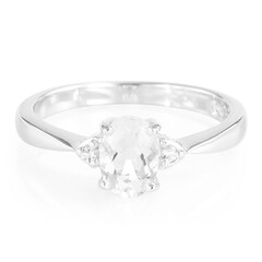 Anello in argento con Petalite