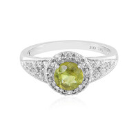 Anello in oro con Sfene