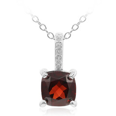 Collana in argento con Granato