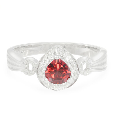 Anello in argento con Granato Mozambico