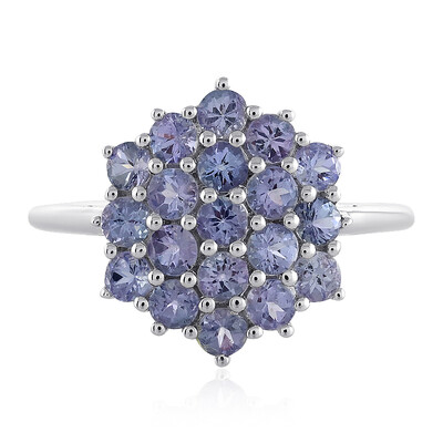 Anello in argento con Tanzanite