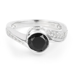 Anello in argento con Spinello Nero