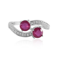 Anello in argento con Rubino del Madagascar