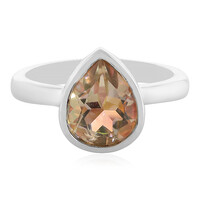 Anello in argento con Quarzo Luna