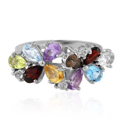 Anello in argento con Granato