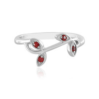 Anello in argento con Rubino Tanzania