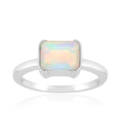 Anello in argento con Opale di Welo