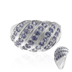 Anello in argento con Tanzanite