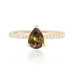 Anello in oro con Andalusite