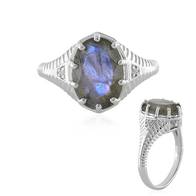 Anello in argento con Labradorite