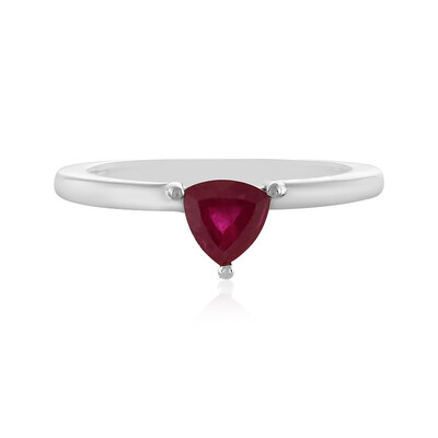 Anello in argento con Rubino del Madagascar