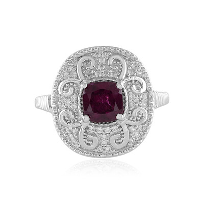 Anello in argento con Rodolite