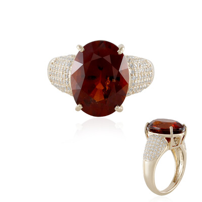 Anello in oro con Granato Essonite