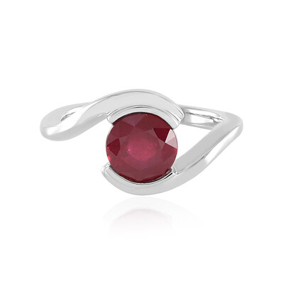 Anello in argento con Rubino Bemainty