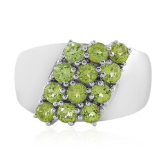 Anello in argento con Peridoto