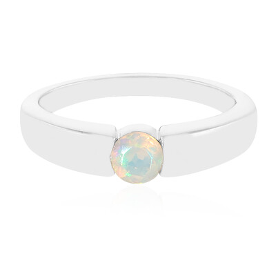 Anello in argento con Opale di Welo