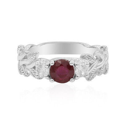 Anello in argento con Rubino del Madagascar