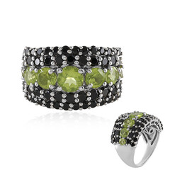 Anello in argento con Peridoto