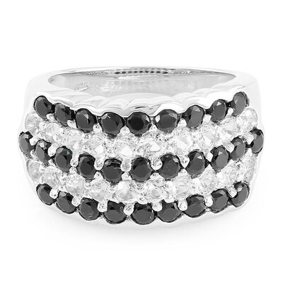 Anello in argento con Spinello Nero