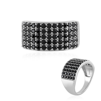 Anello in argento con Spinello Nero