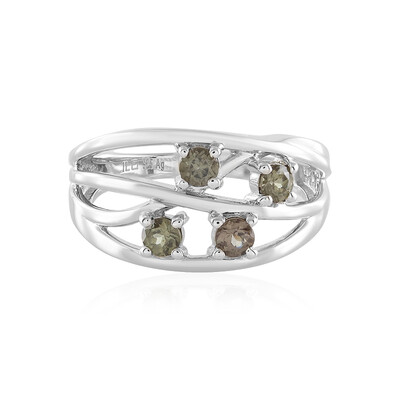 Anello in argento con Granato Cangiante